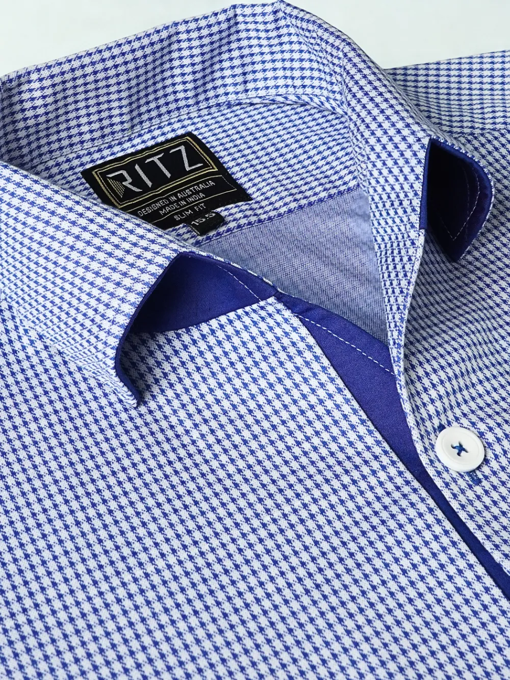 Ritz Exclusive: Hound's Tooth One-Piece Collar Smart Polo