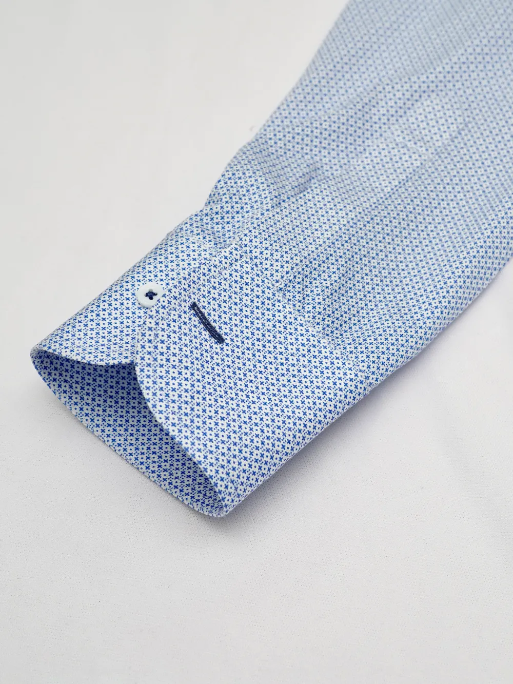 Pure Cotton Stretch Diamond Sky Shirt - Knitted Weave - Image 3