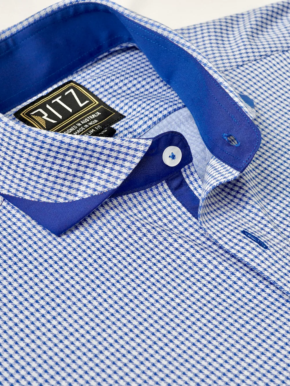 Blue and White Hound's-tooth Shirt - Knitted Weave