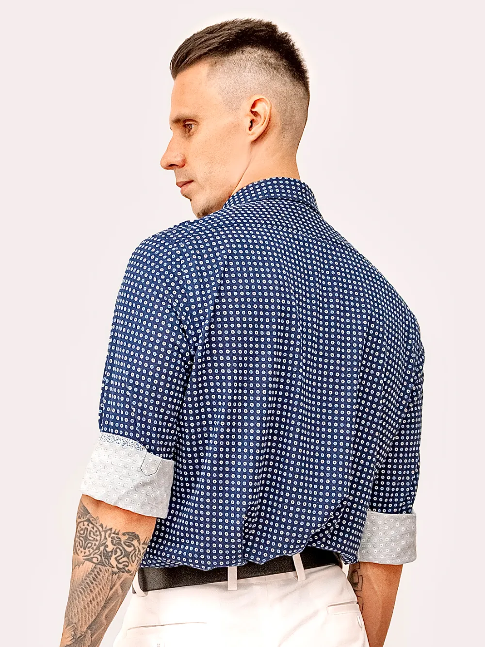 Non-Iron Stretch Cotton Navy Shirt - Medallion Print - Image 5