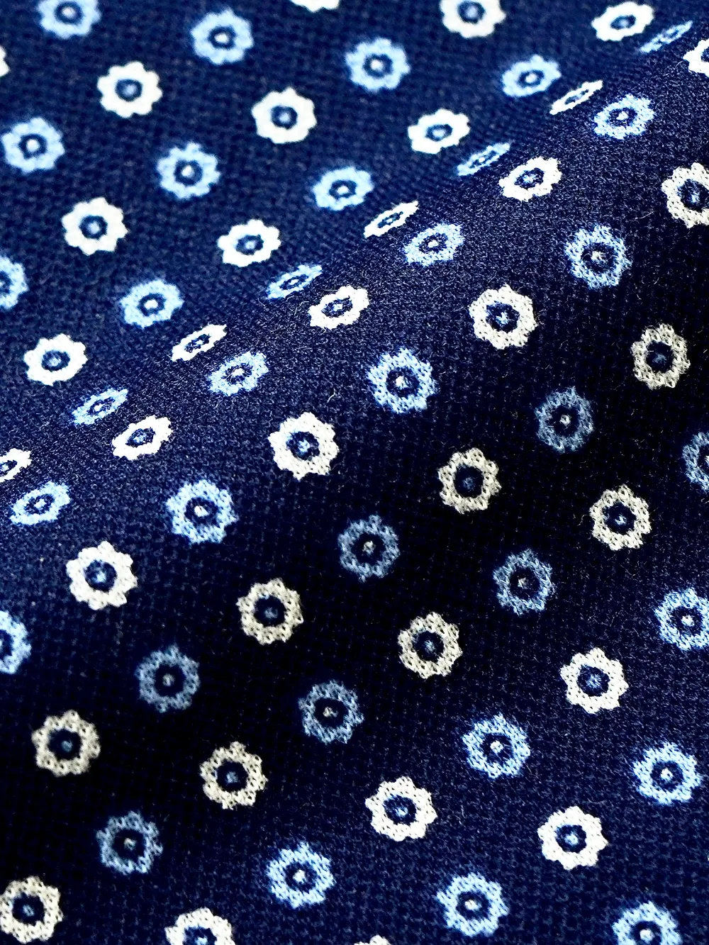 Non-Iron Stretch Cotton Navy Shirt - Medallion Print - Image 6