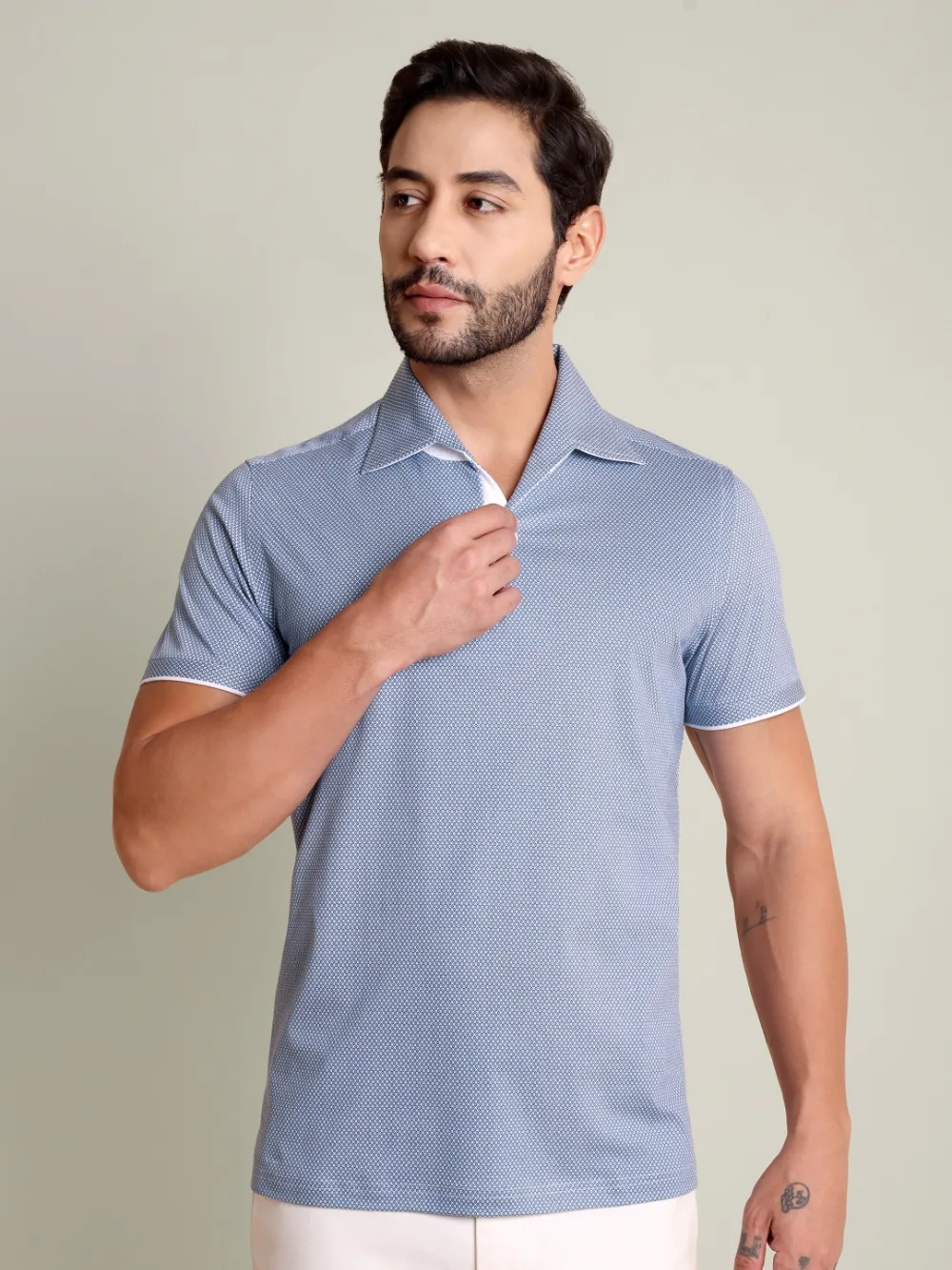 Ritz Exclusive: Blue Diamond One-Piece Collar Smart Polo - Image 3