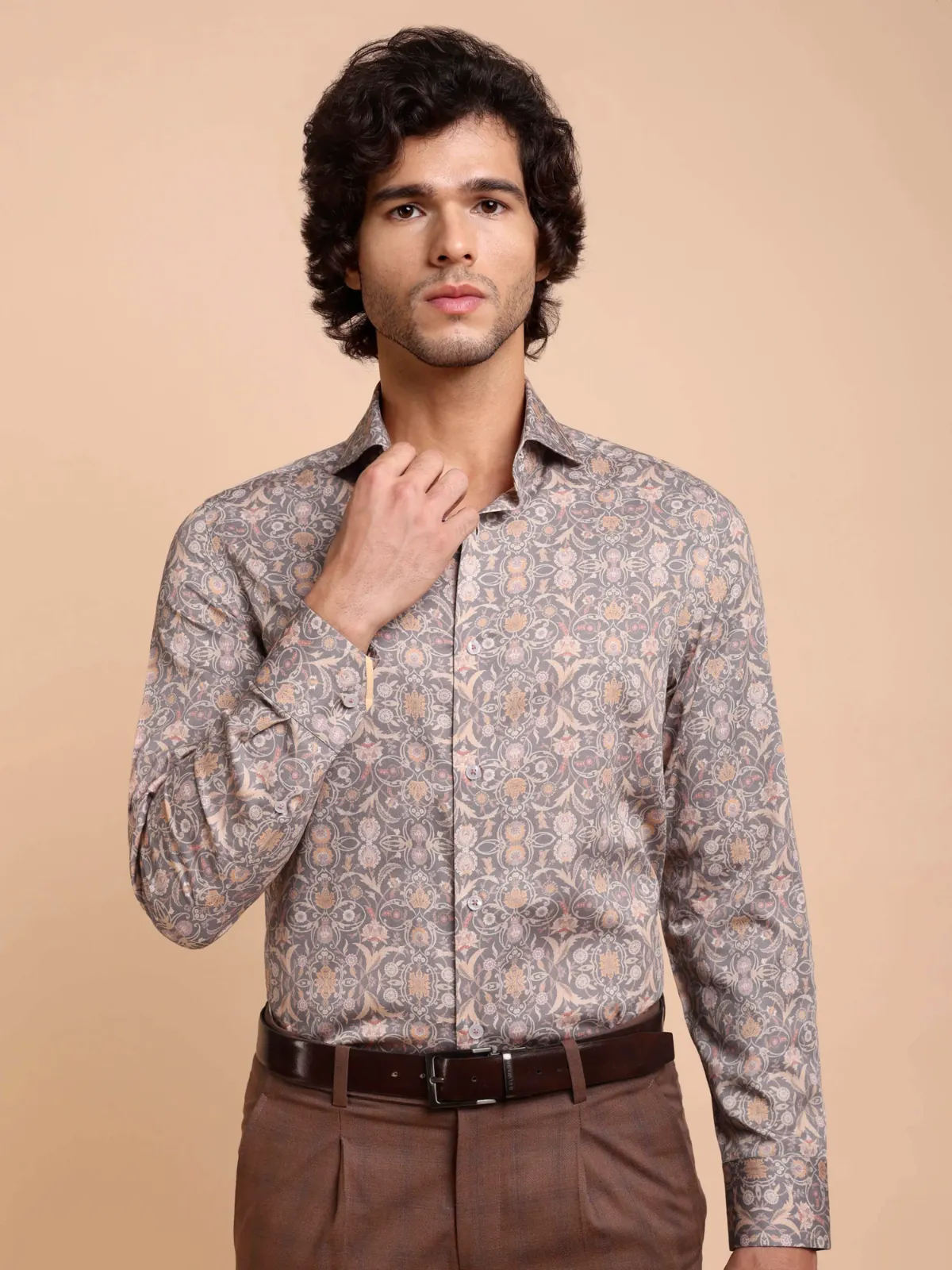 Warm Hues in Grey Base Shadowflora Print Shirt