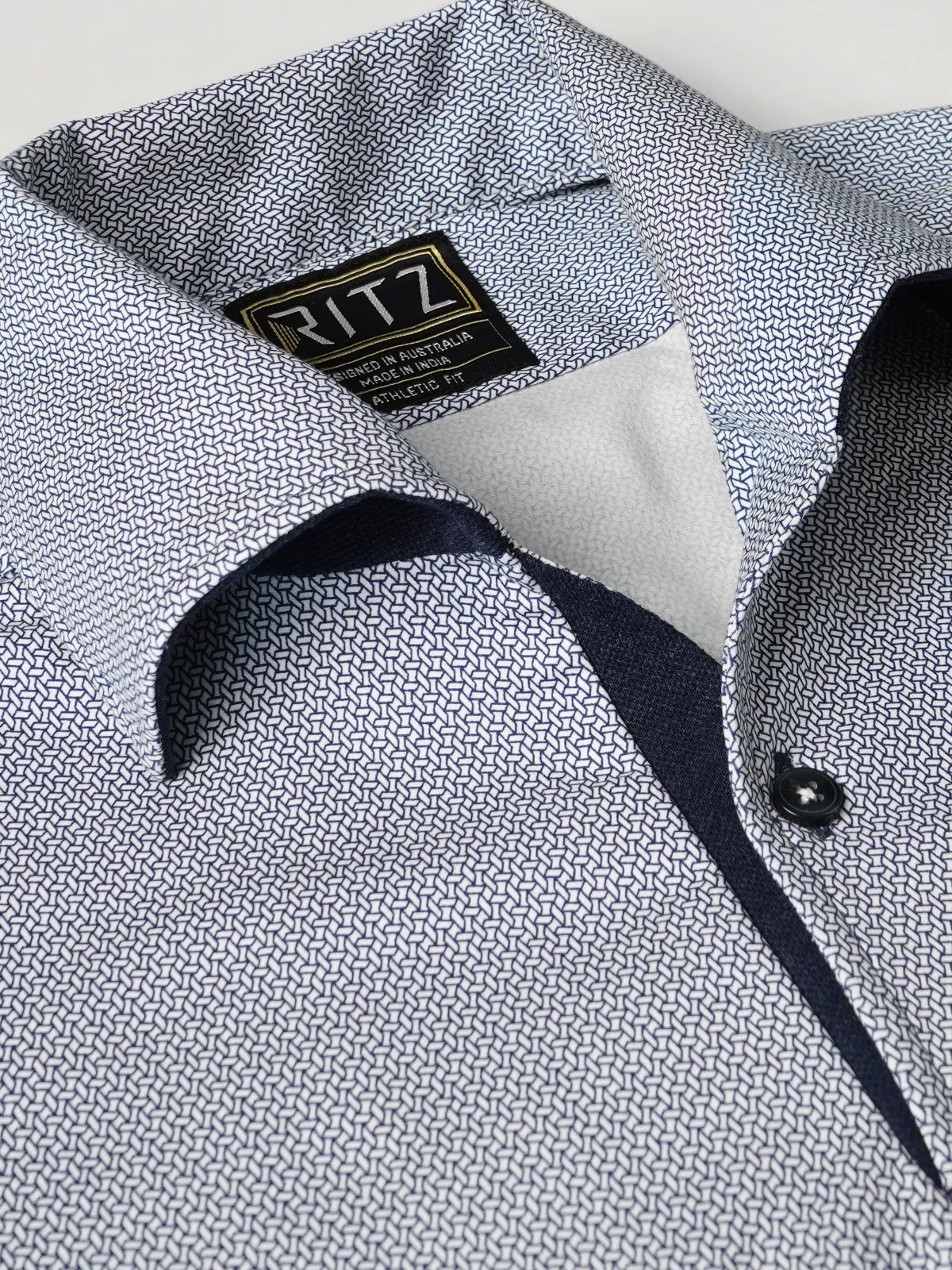 Ritz Exclusive Navy Geometria One-Piece Collar Smart Polo