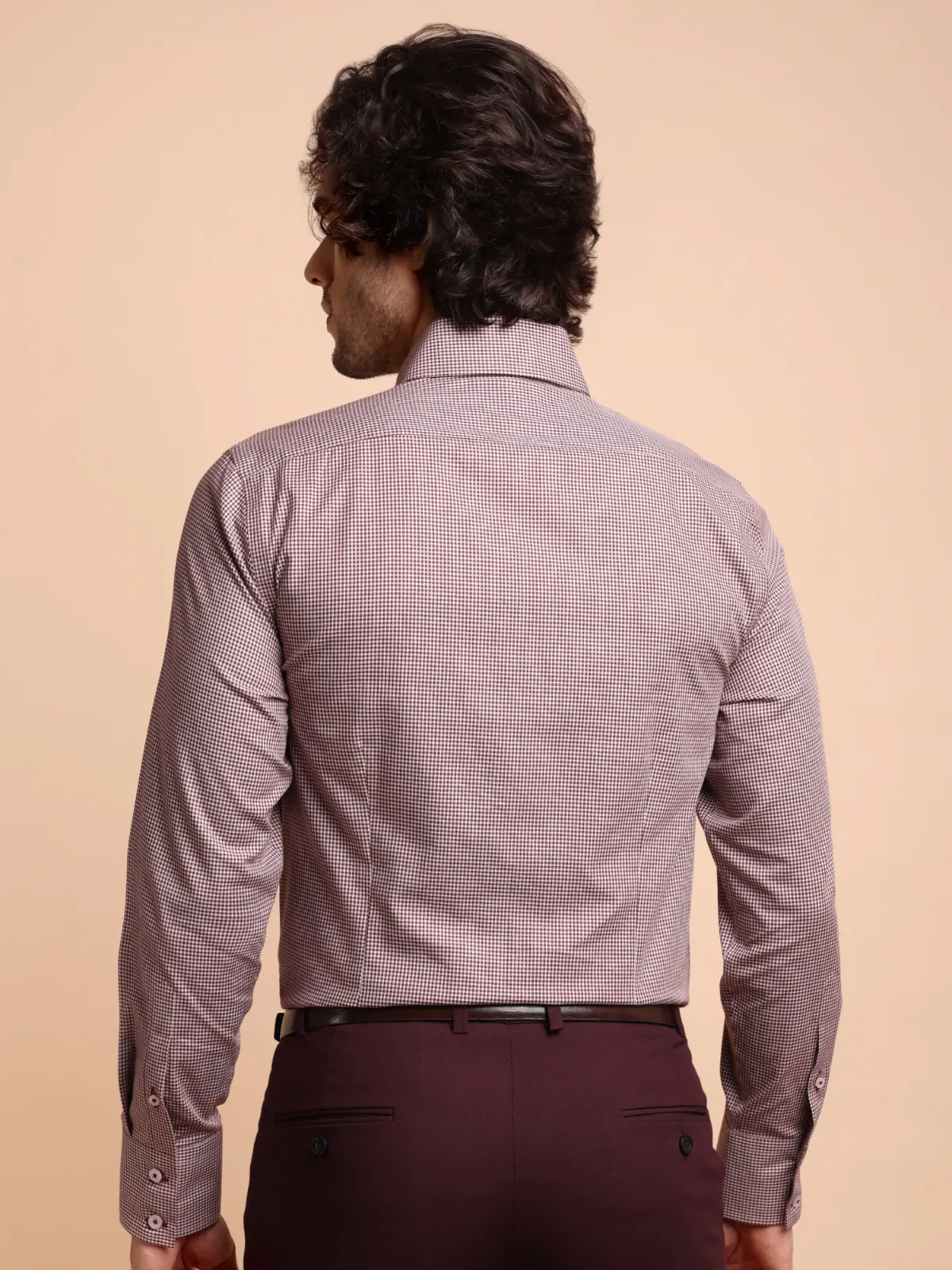 Non Iron Cotton Maroon Hound's Tooth Shirt - Twill weave