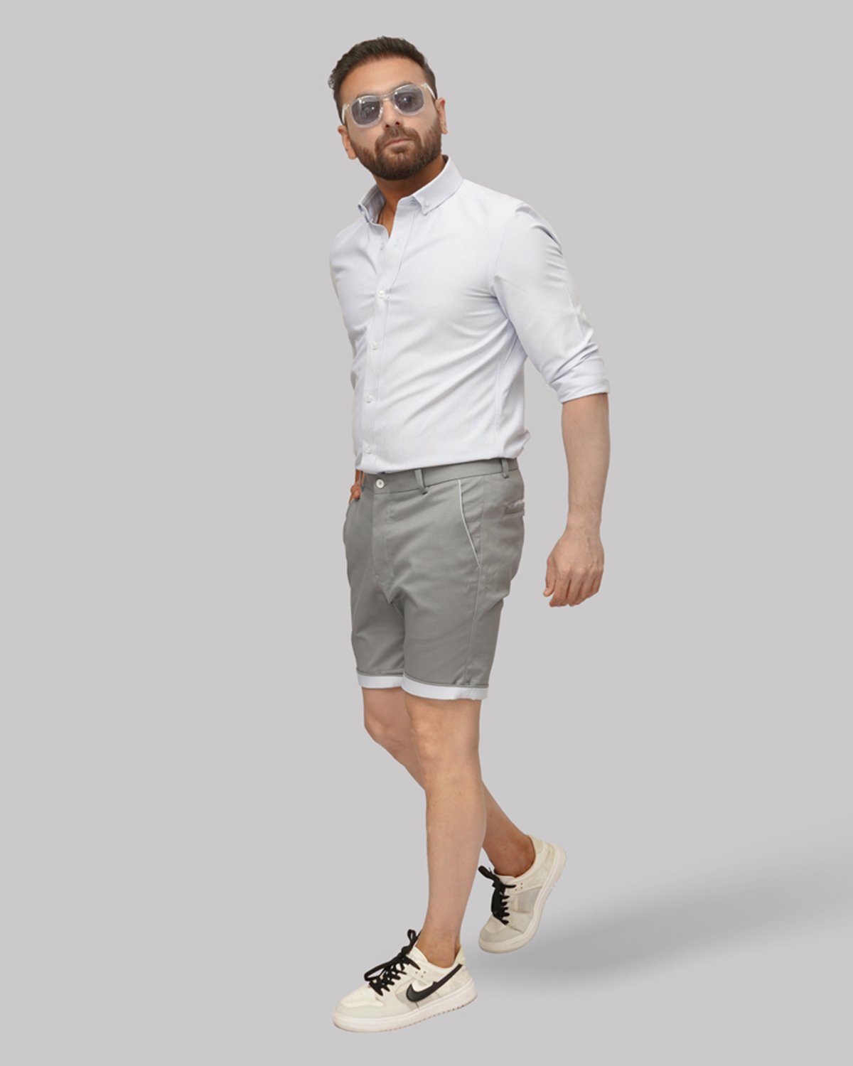 Cotton Short with Jacquard Weave and Extra Stretch - Moonstone Gray