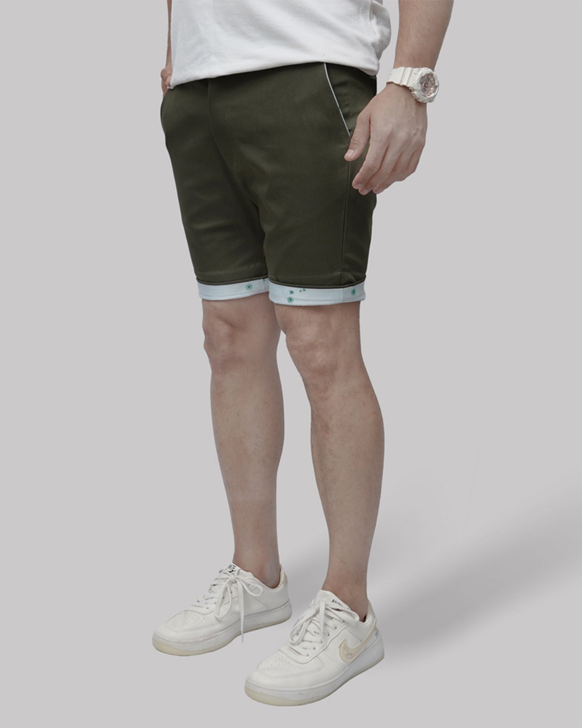 Cotton Short with Jacquard Weave and Extra Stretch - Olive Ink