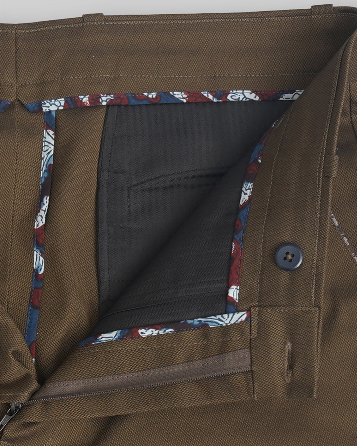 Cotton Short with Jacquard Weave and Extra Stretch - Mocha