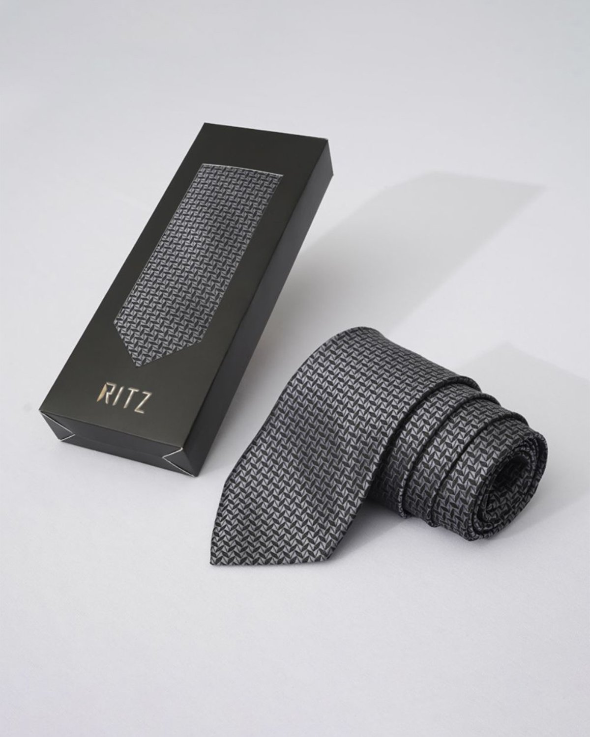 Diamond Patterned, Black and Gray Neck Tie