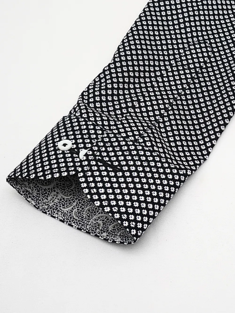 Non-Iron Snow Flowers Shirt - Plain Weave