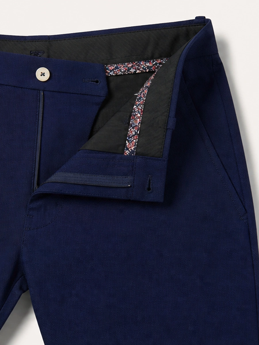 Cotton Chino with Twill Weave and Extra Stretch - Navy with Red and Blue Accent